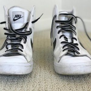 Nike Sweet Classic High  Retro Shoe - Black/White